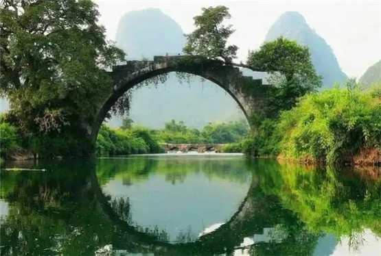 八字带“进神”的日主有什么样的性格呢?-易德轩吉祥网 八字带“进神”的日主有什么样的性格呢?-易德轩吉祥网