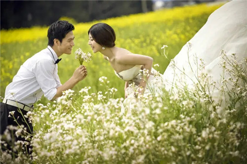 八字命理中关于婚姻的一些迹象-易德轩吉祥网
