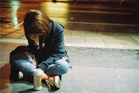 论四柱八字偏财格，精力充沛，富有金钱观念的类型！