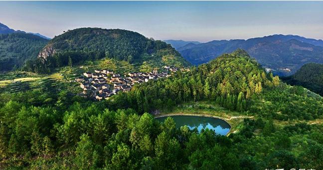 风水为何注重“山环水抱”？-易德轩吉祥网