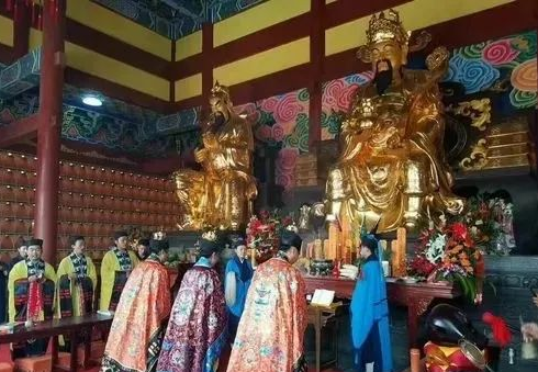 正月初五迎财神是迎的什么神
