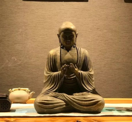 家中如何摆放佛像是有规则的